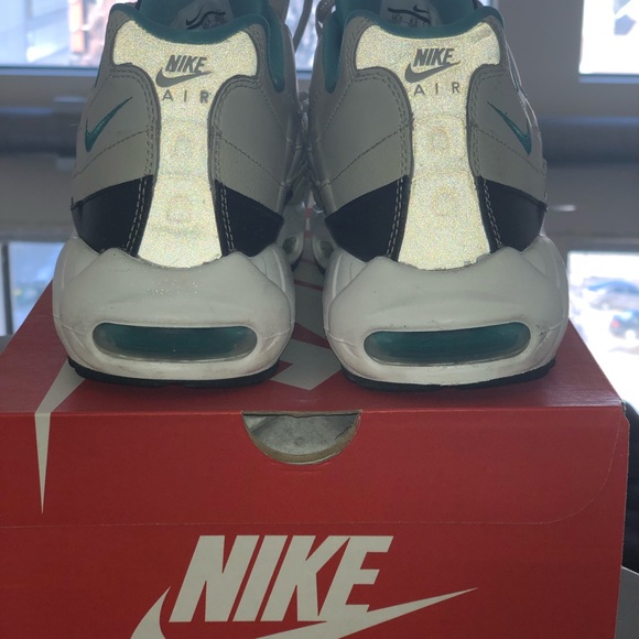 Nike Air Max 95 - Picture 2 of 4